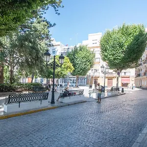 https://apartamento-la-magnolia-de-cadiz.hotelsincadiz.net