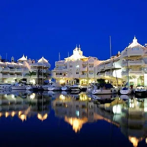 https://vive-benalmadena-estudio-benal-beach-4-314.es-andalucia.com